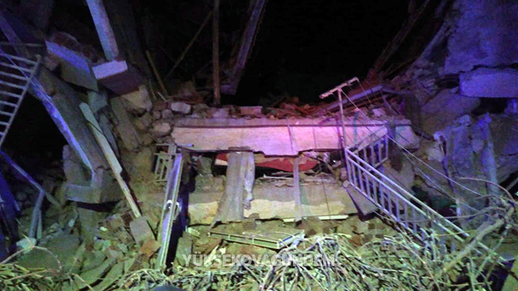 Elazığ'da Deprem! 6