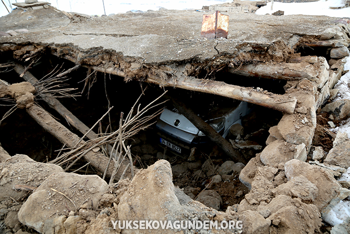 Fotoğraflarla Başkale depremi! 13