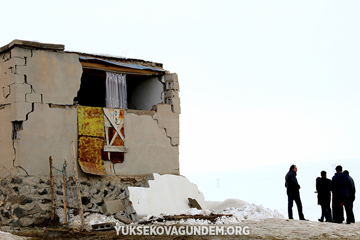 Fotoğraflarla Başkale depremi! 44