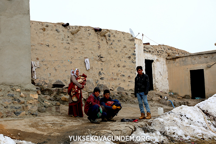 Fotoğraflarla Başkale depremi! 58