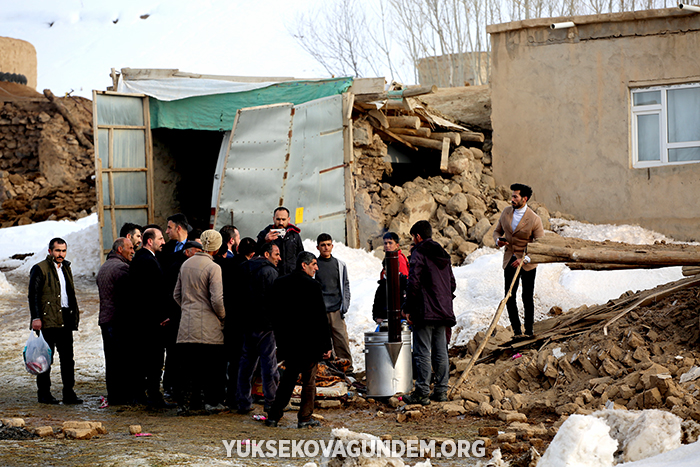 Fotoğraflarla Başkale depremi! 64