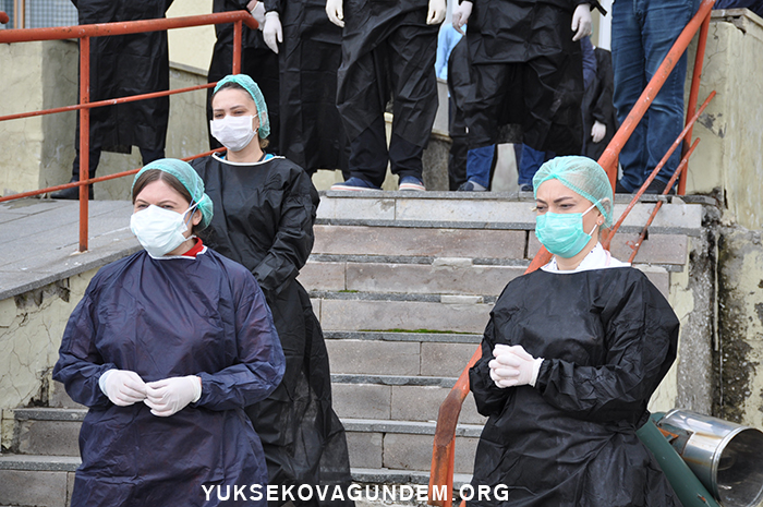Yüksekova'da 3 Covid-19 hastası taburcu edildi 10
