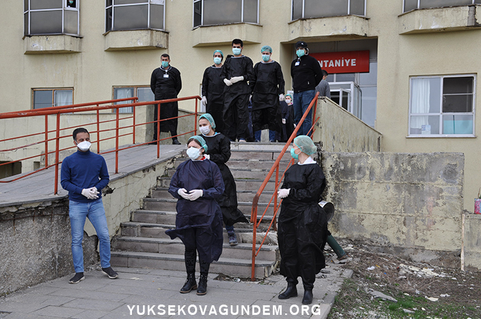 Yüksekova'da 3 Covid-19 hastası taburcu edildi 7