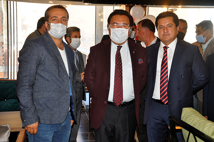 Yüksekova'da iş yeri açılışı 9