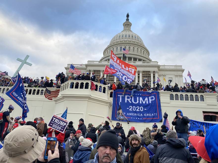 ABD'de Trump destekçilerinin Kongre binası baskını: 4 ölü, 52 gözal 3