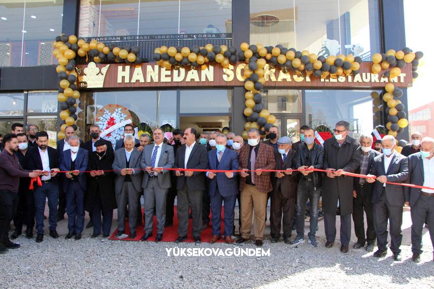 Yüksekova'da 'Hanedan Sofrası' hizmete açıldı 1