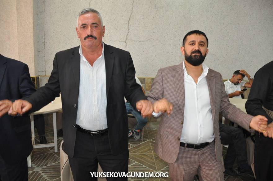 Orhan Ailesinin Mutlu Günü 37