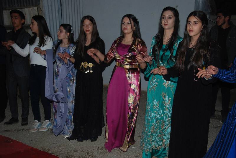 Çiçek ailesinin mutlu günü 42