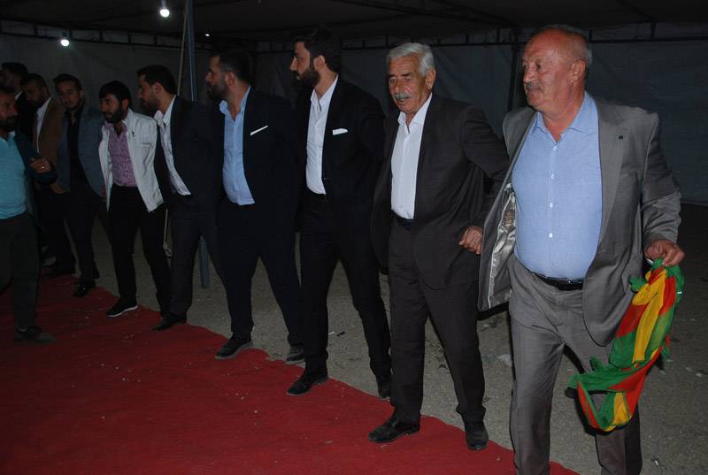 Çiçek ailesinin mutlu günü 51