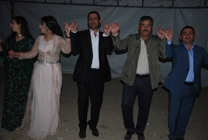Çiçek ailesinin mutlu günü 64