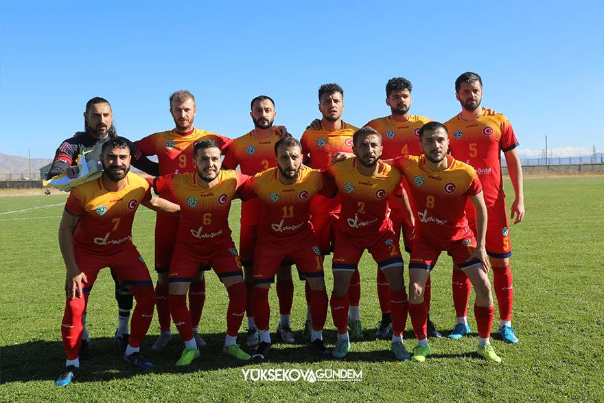 Yüksekova Belediyespor sahasında 4-2 mağlup oldu 2