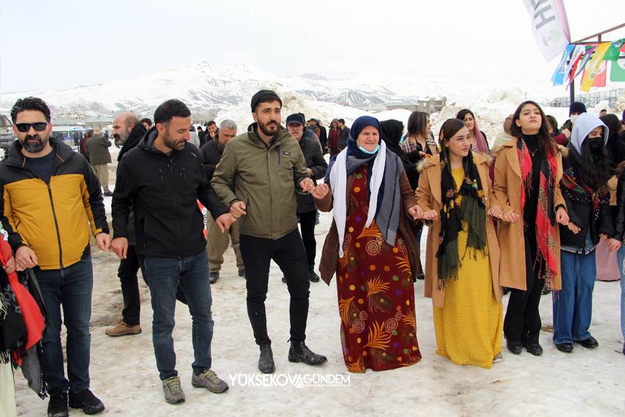 Yüksekova'da Newroz Kutlandı 12