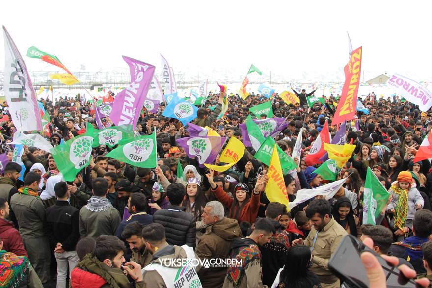 Yüksekova'da Newroz Kutlandı 16