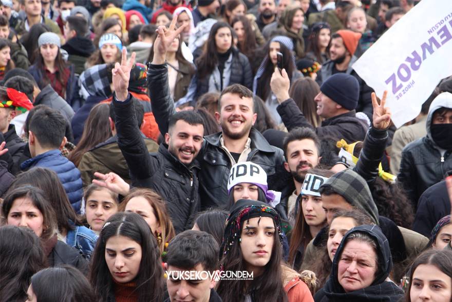 Yüksekova'da Newroz Kutlandı 33