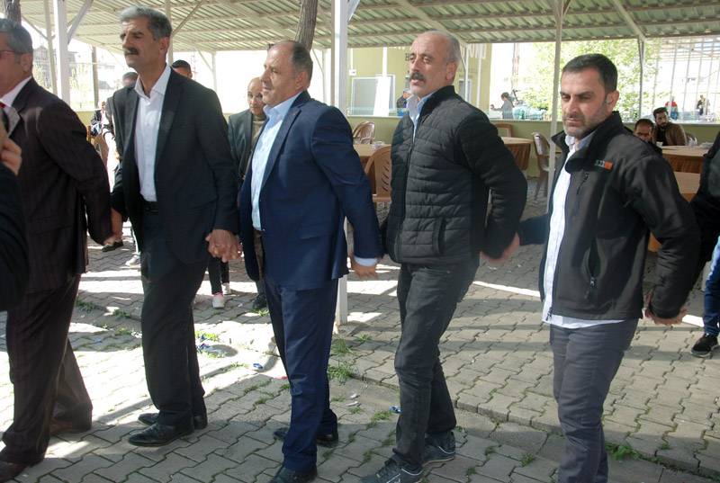 Yüksekova Düğünleri (07-08)  Mayıs 2022 172