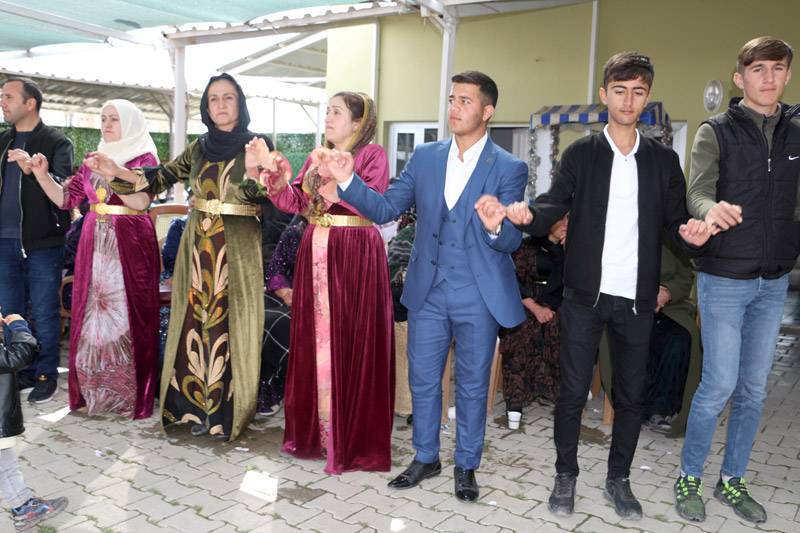 Yüksekova Düğünleri (07-08)  Mayıs 2022 86