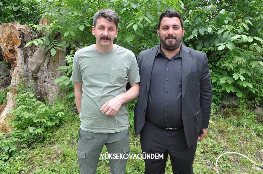 Çiftçi ailesinin mutlu günü 12