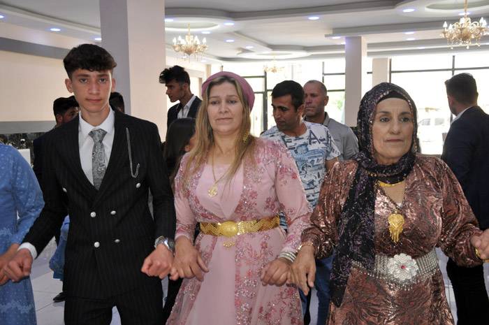 Yüksekova Düğünleri (14-24) Haziran 69