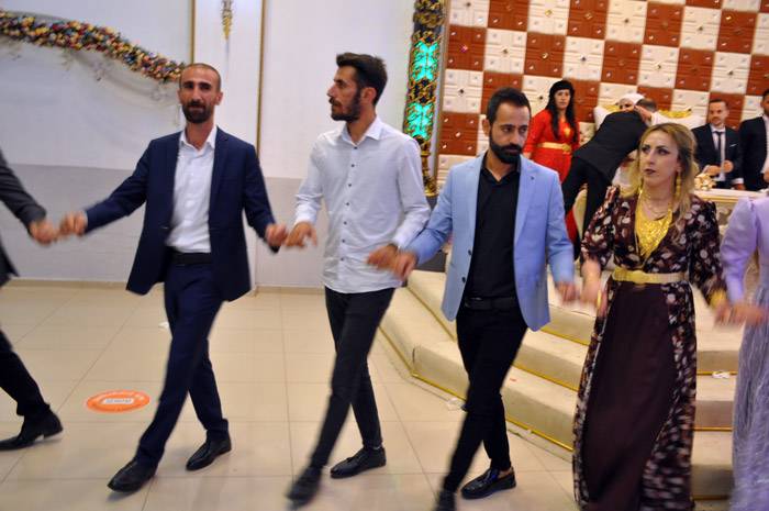 Yüksekova Düğünleri (25-26) Haziran 84