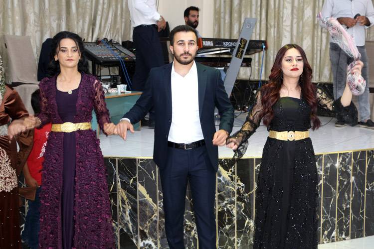 Yüksekova Düğünleri (08-28) Temmuz 200