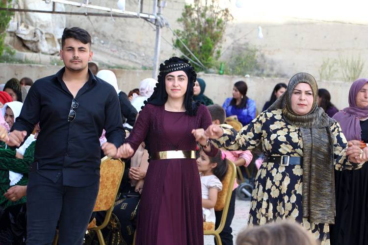 Yüksekova Düğünleri (08-28) Temmuz 313