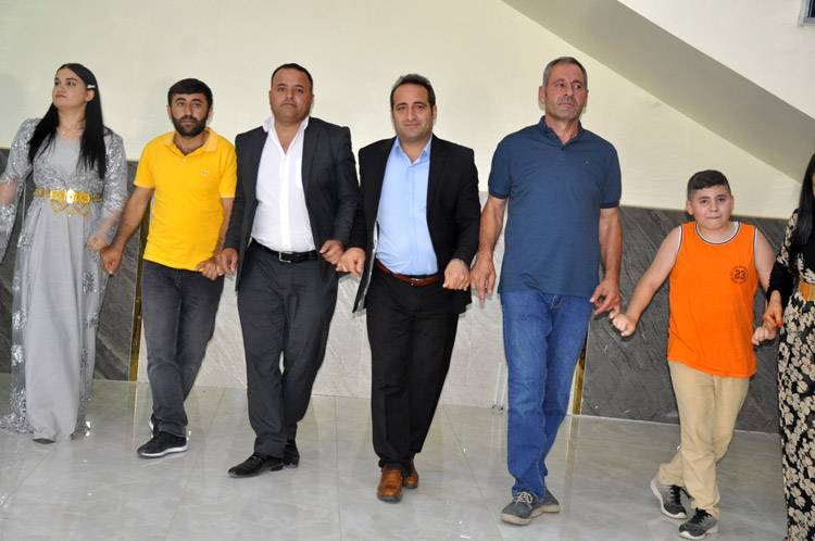 Yüksekova Düğünleri (08-28) Temmuz 91