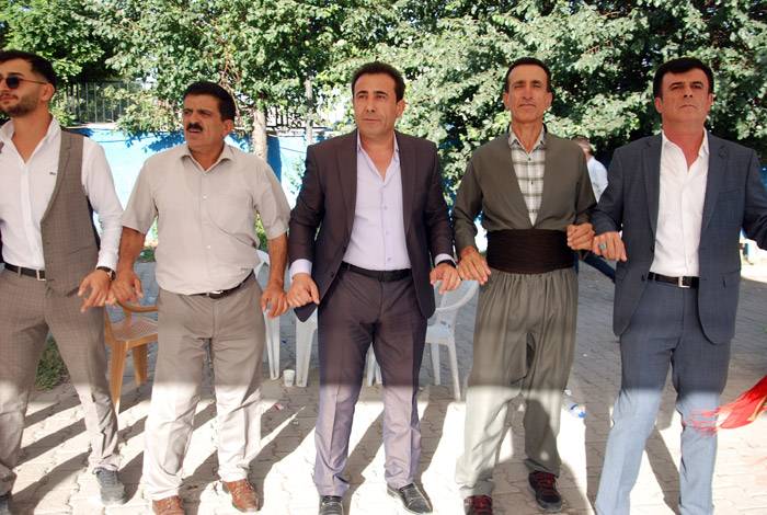 Yüksekova Düğünleri 29 Temmuz  - 16 Ağustos 188