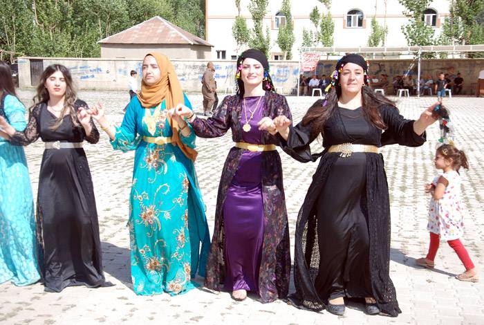 Yüksekova Düğünleri 29 Temmuz  - 16 Ağustos 70