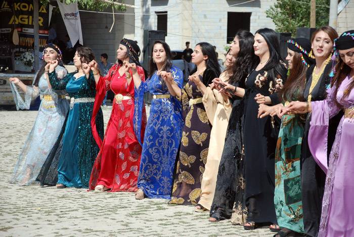 Yüksekova Düğünleri 29 Temmuz  - 16 Ağustos 72