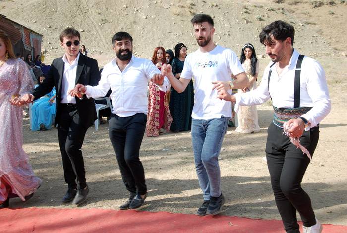 Yüksekova Düğünleri 29 Temmuz  - 16 Ağustos 98