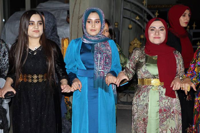 Yüksekova Düğünleri (17 - 31) Ağustos 101