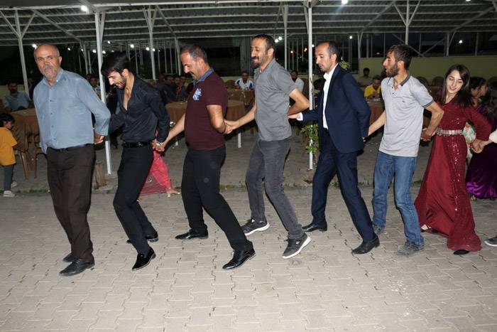 Yüksekova Düğünleri (17 - 31) Ağustos 54