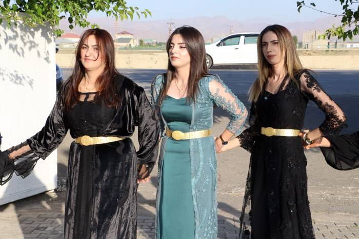 Yüksekova Düğünleri (17 - 31) Ağustos 58