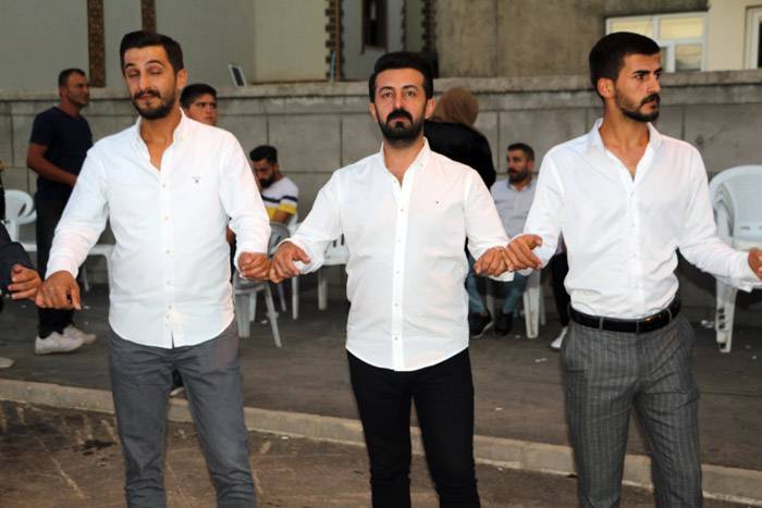 Yüksekova Düğünleri (17 - 31) Ağustos 93