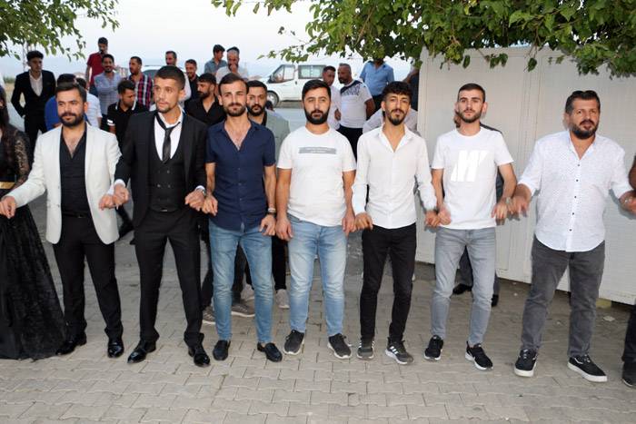 Yüksekova Düğünleri (01-09) Eylül 69