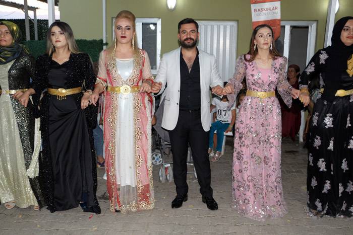 Yüksekova Düğünleri (01-09) Eylül 81