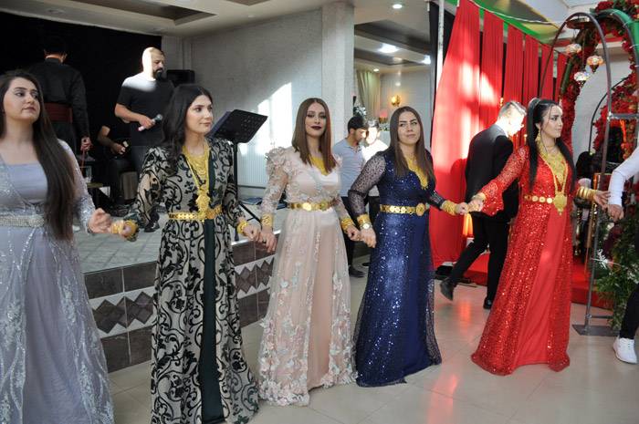 Öner ve Baykal Ailesinin mutlu günü 108