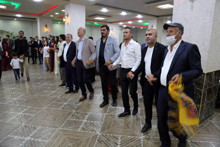 Öner ve Baykal Ailesinin mutlu günü 135