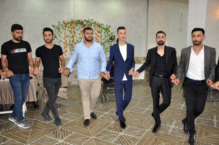 Öner ve Baykal Ailesinin mutlu günü 47