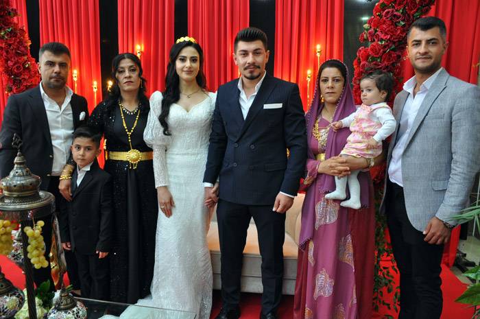 Öner ve Baykal Ailesinin mutlu günü 67