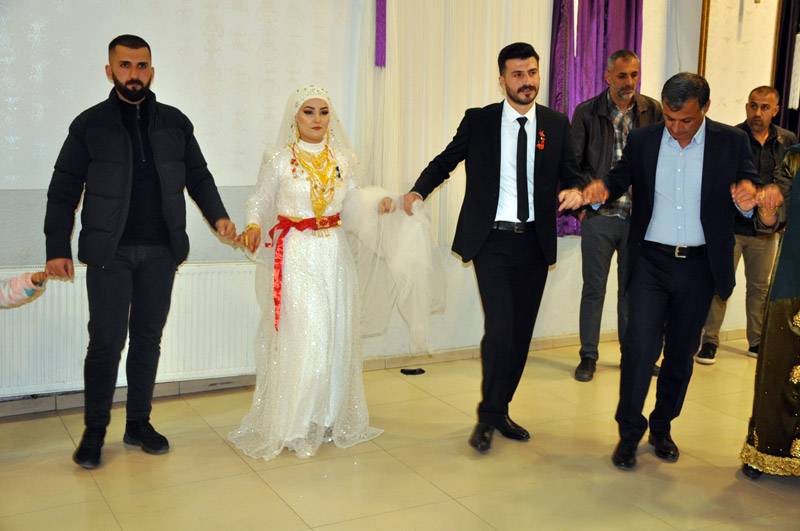 Yüksekova Düğünleri 18 Ekim - 10 Kasım 83