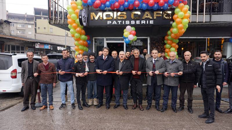 Yüksekova'da 'Mois Cafe' İsimli iş Yeri Açıldı 1