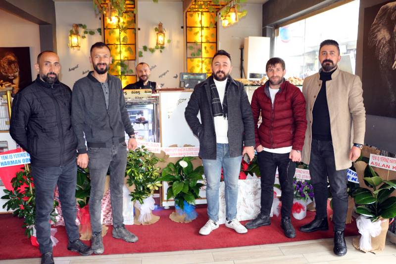 Yüksekova'da 'Mois Cafe' İsimli iş Yeri Açıldı 9