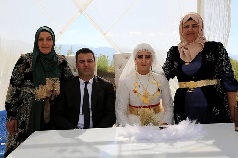 Yüksekova Düğünleri (Haziran - Temmuz ) 90
