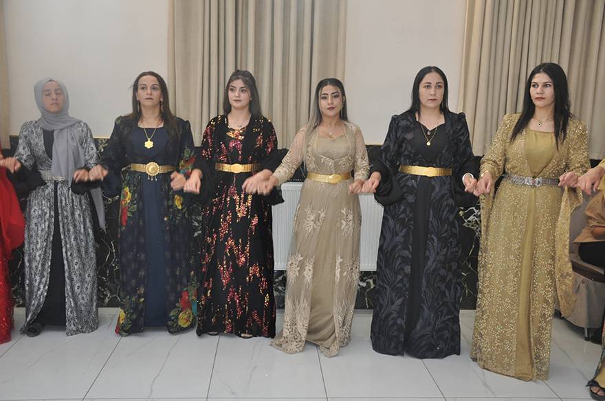 Yüksekova Düğünleri (07-13) Ağustos 87