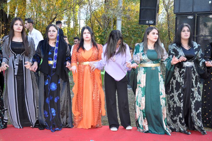 Yüksekova Düğünleri Ekim - Kasım ayı düğünleri 146