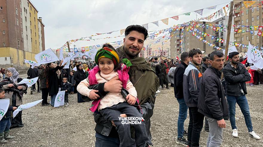 Yüksekova'da Newroz Kutlamaları 10 Yıl Sonra Yeniden Eski Cilo Saha 18
