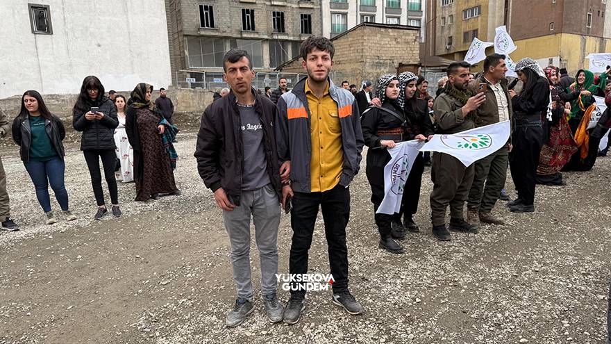 Yüksekova'da Newroz Kutlamaları 10 Yıl Sonra Yeniden Eski Cilo Saha 23