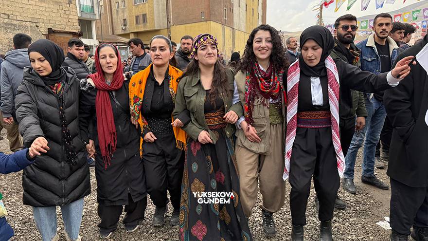 Yüksekova'da Newroz Kutlamaları 10 Yıl Sonra Yeniden Eski Cilo Saha 60