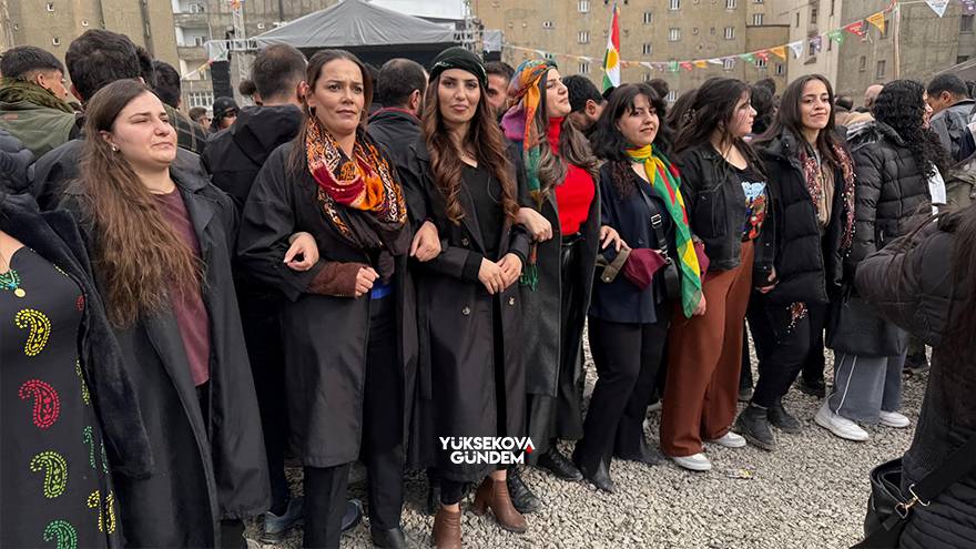 Yüksekova'da Newroz Kutlamaları 10 Yıl Sonra Yeniden Eski Cilo Saha 67